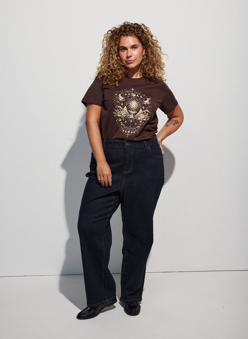 Cotton T-shirt with front print, Brown, Model image number 1