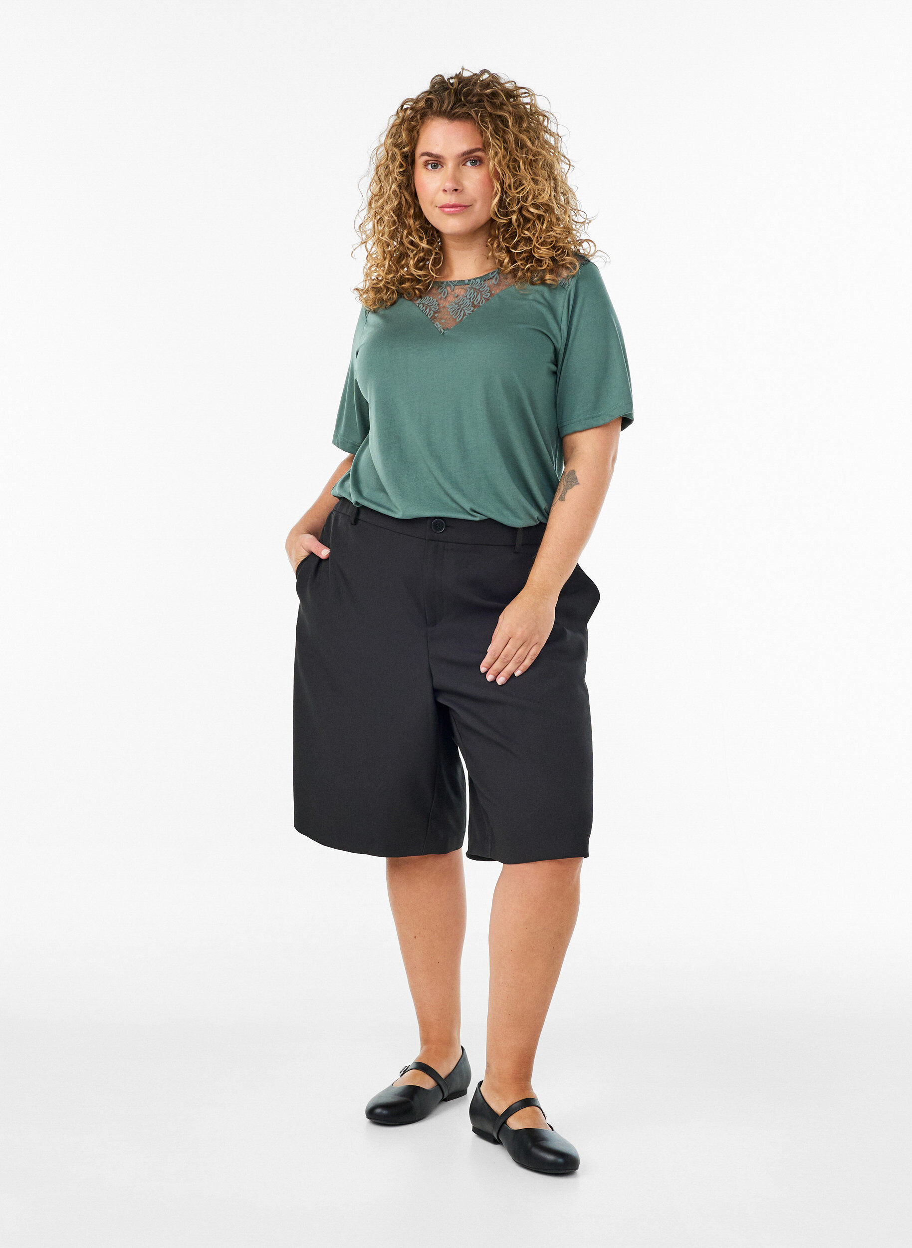 ZizzifashionBlouse with lace insert and balloon sleeves, Green, Model image number 1