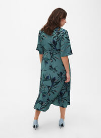 Printed wrap dress with short sleeves , Sea Pine Leaf AOP, Model