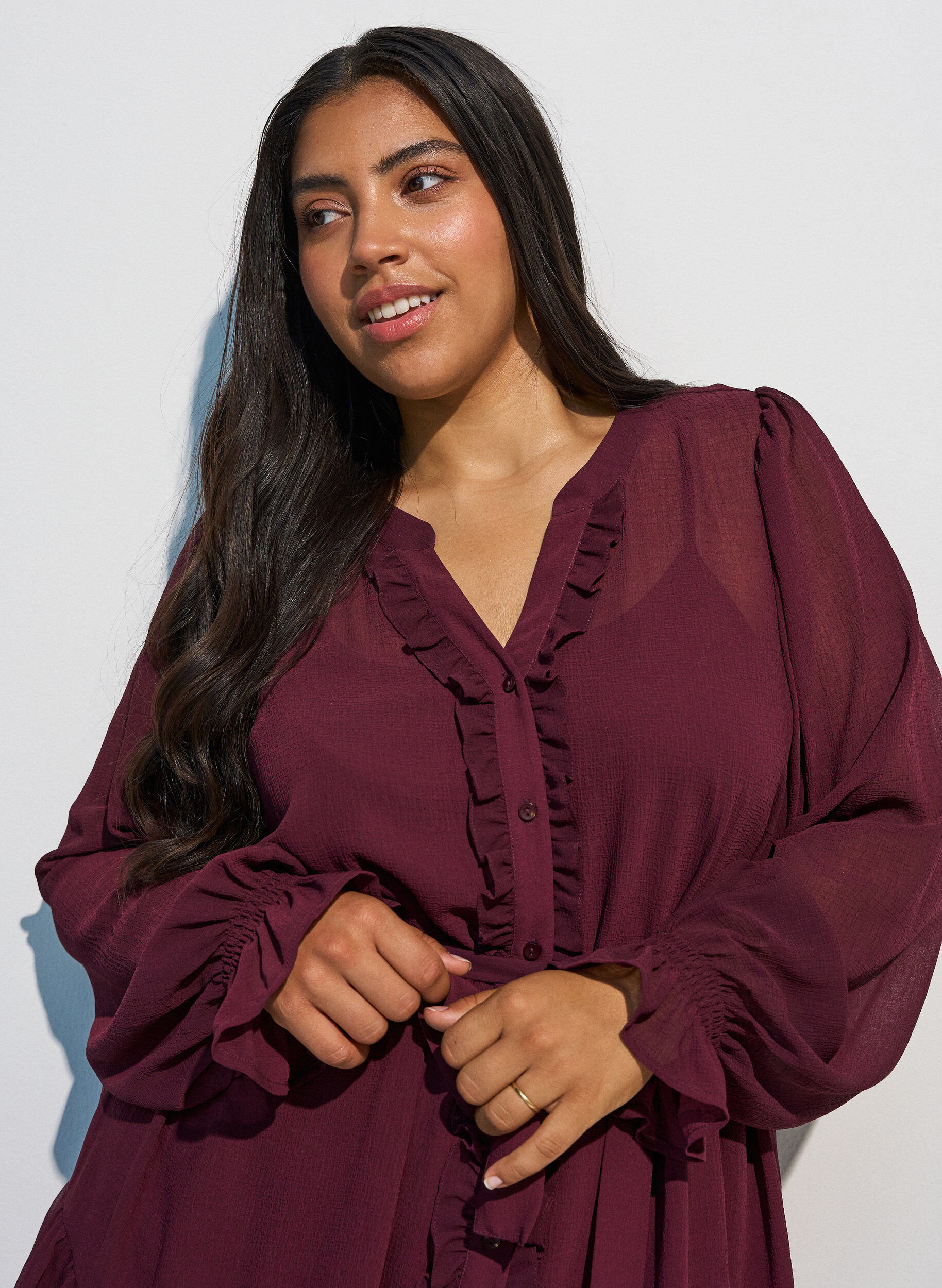 ZizzifashionDress in a lightweight woven fabric with ruffles and a tie-belt, Red, Model image number 3