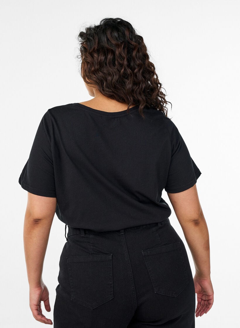 T-shirt with motif, Black, Model image number 2