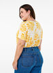 T-shirt with floral print, Yellow, Model image number 2
