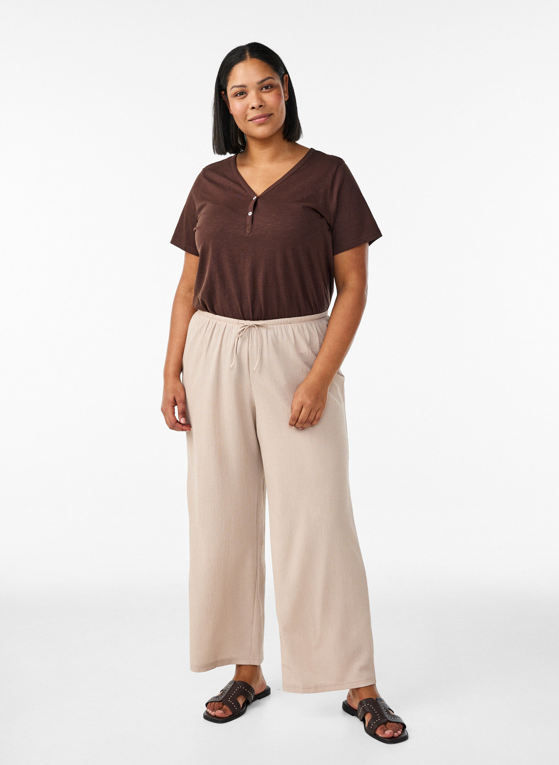 Wide-leg trousers in a light textured fabric, Beige, Model
