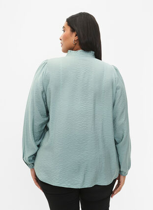 Viscose shirt blouse with ruffle collar, Chinois Green, Model image number 1