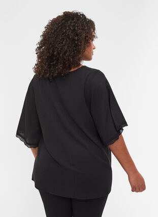Wide 2/4-length sleeves and lace details, Black, Model image number 1