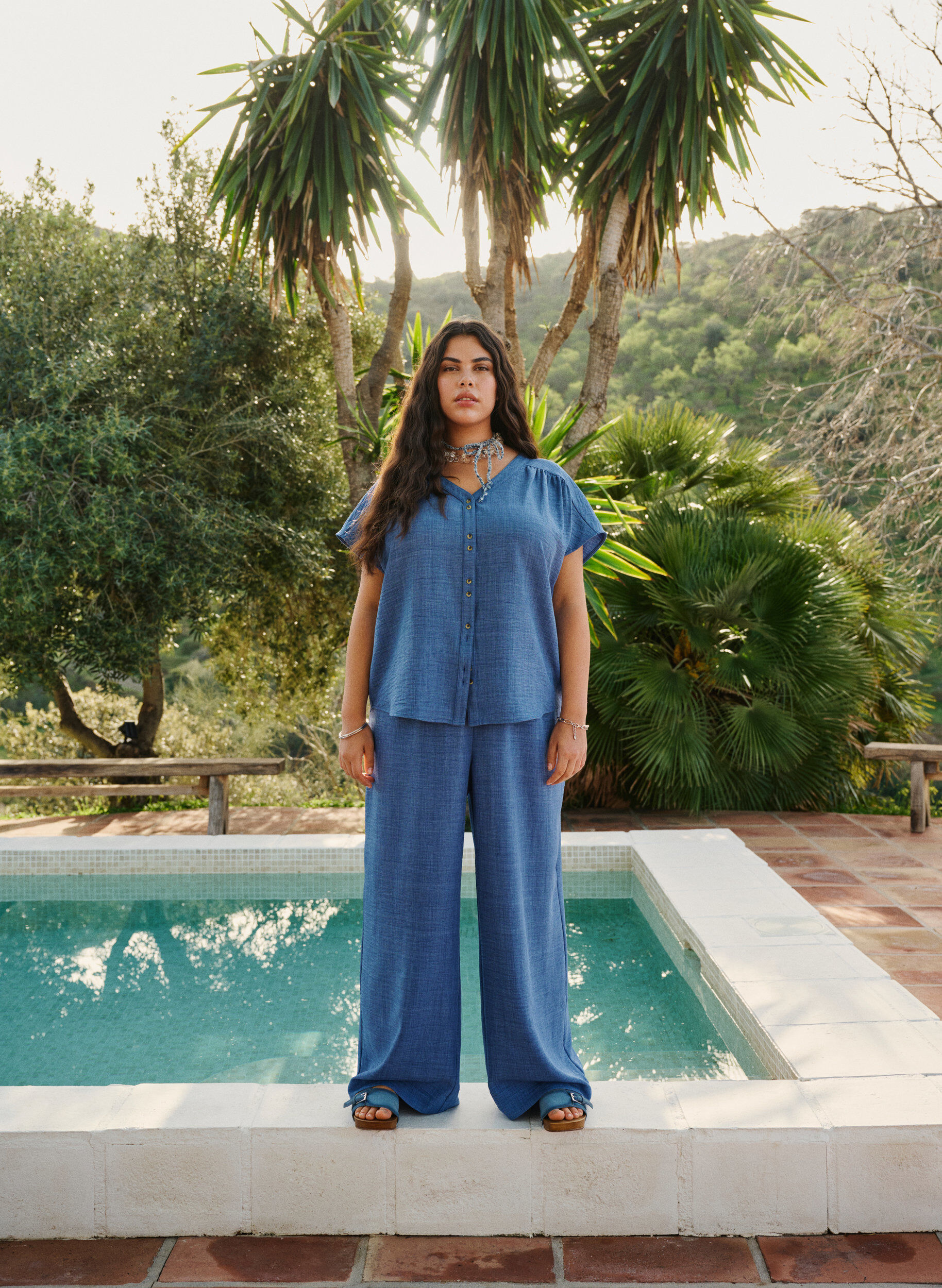 Zizzifashion Loose trousers with elasticated waistband and pockets, Blue, Image image number 0