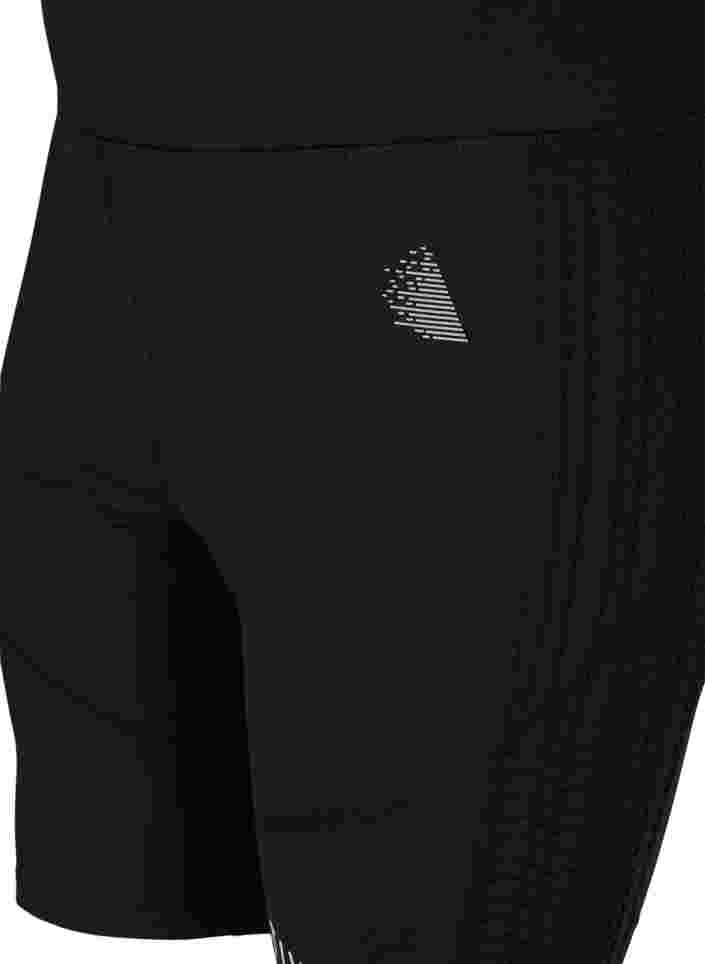 Close-fitting sports shorts with text print, Black, Packshot image number 2