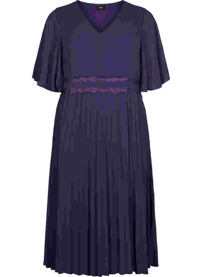 Short-sleeved pleated dress, Purple Velvet, Packshot