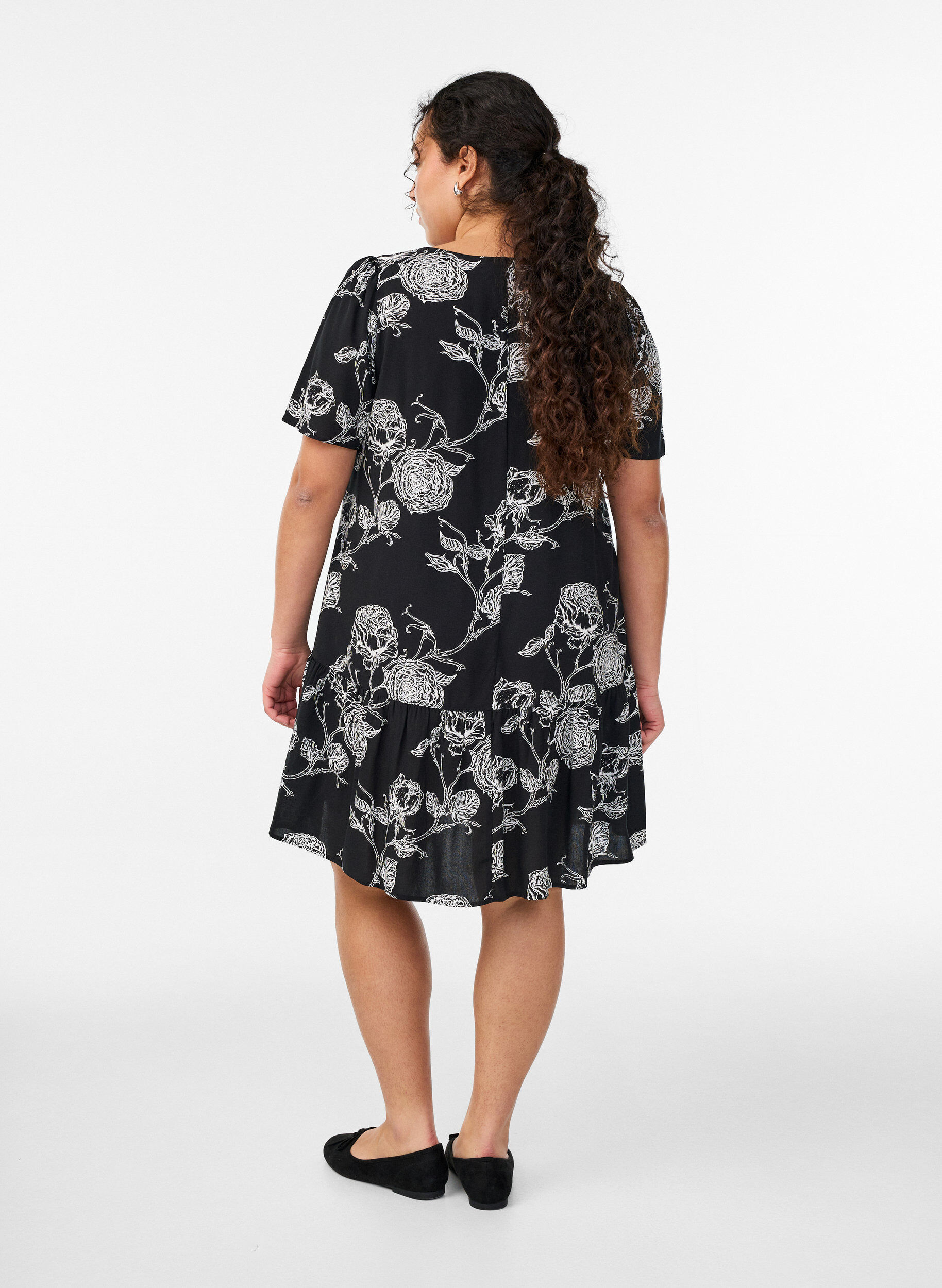 ZizzifashionViscose dress with cutline, Black, Model image number 2