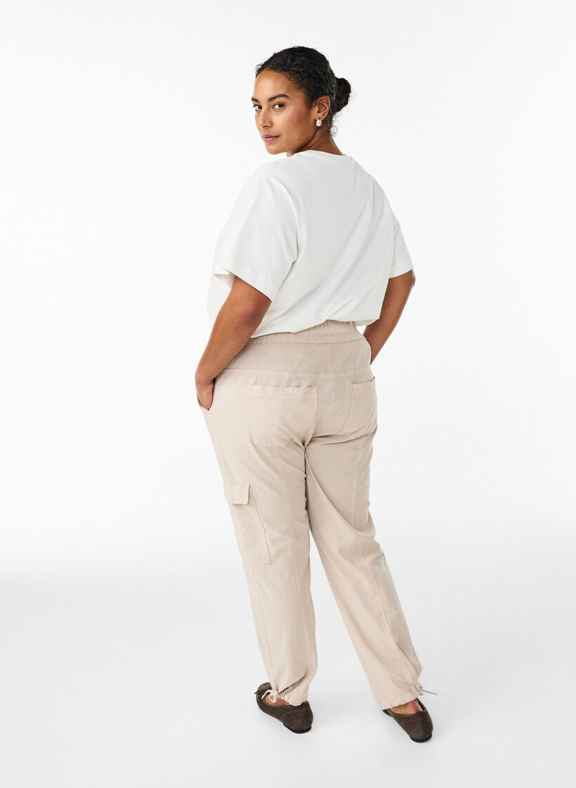 Loose cargo trousers in cotton, Beige, Model image number 1