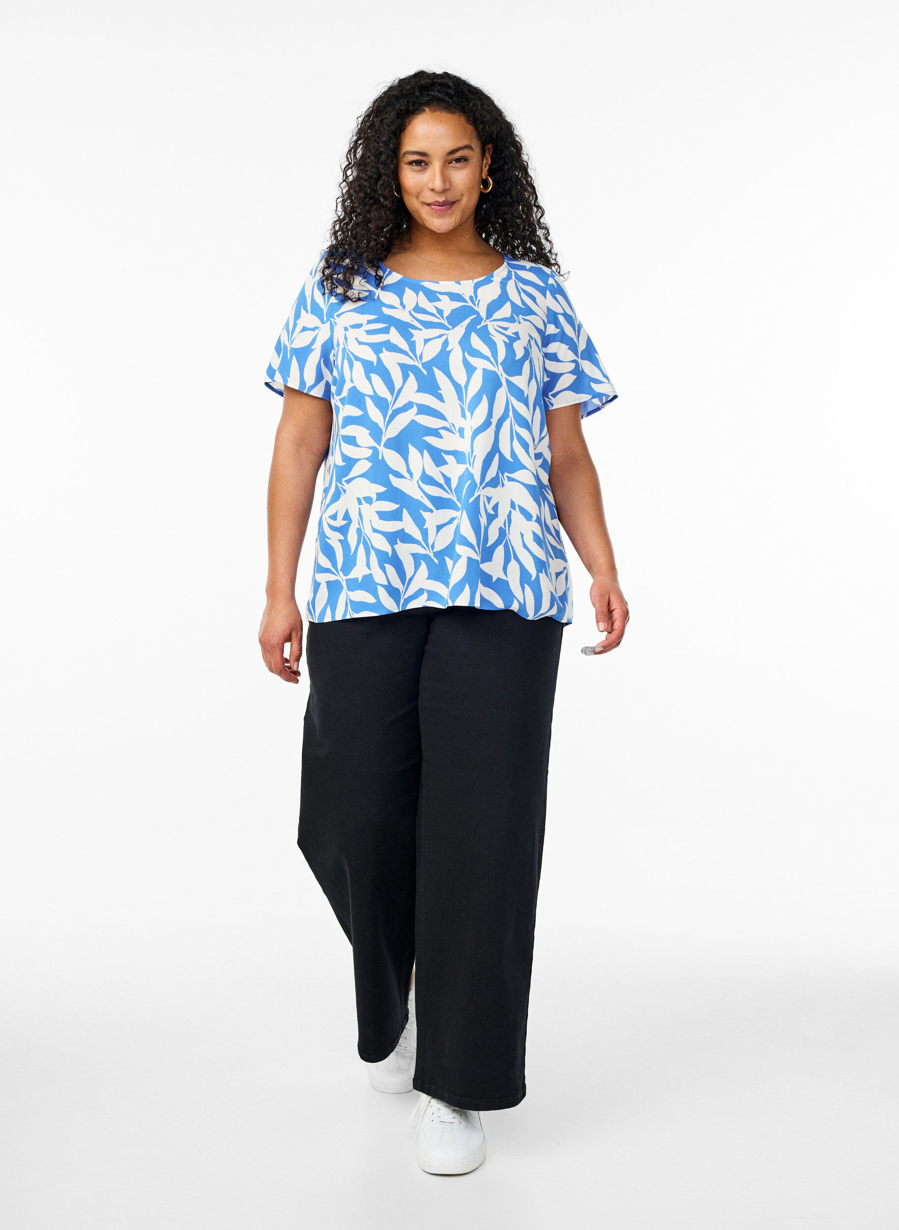Zizzifashion Short sleeve viscose blouse with print, Blue, Model image number 1
