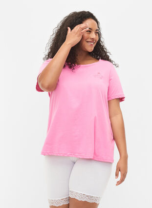Support the breasts - T-shirt in cotton, Wild Orchid, Model image number 0