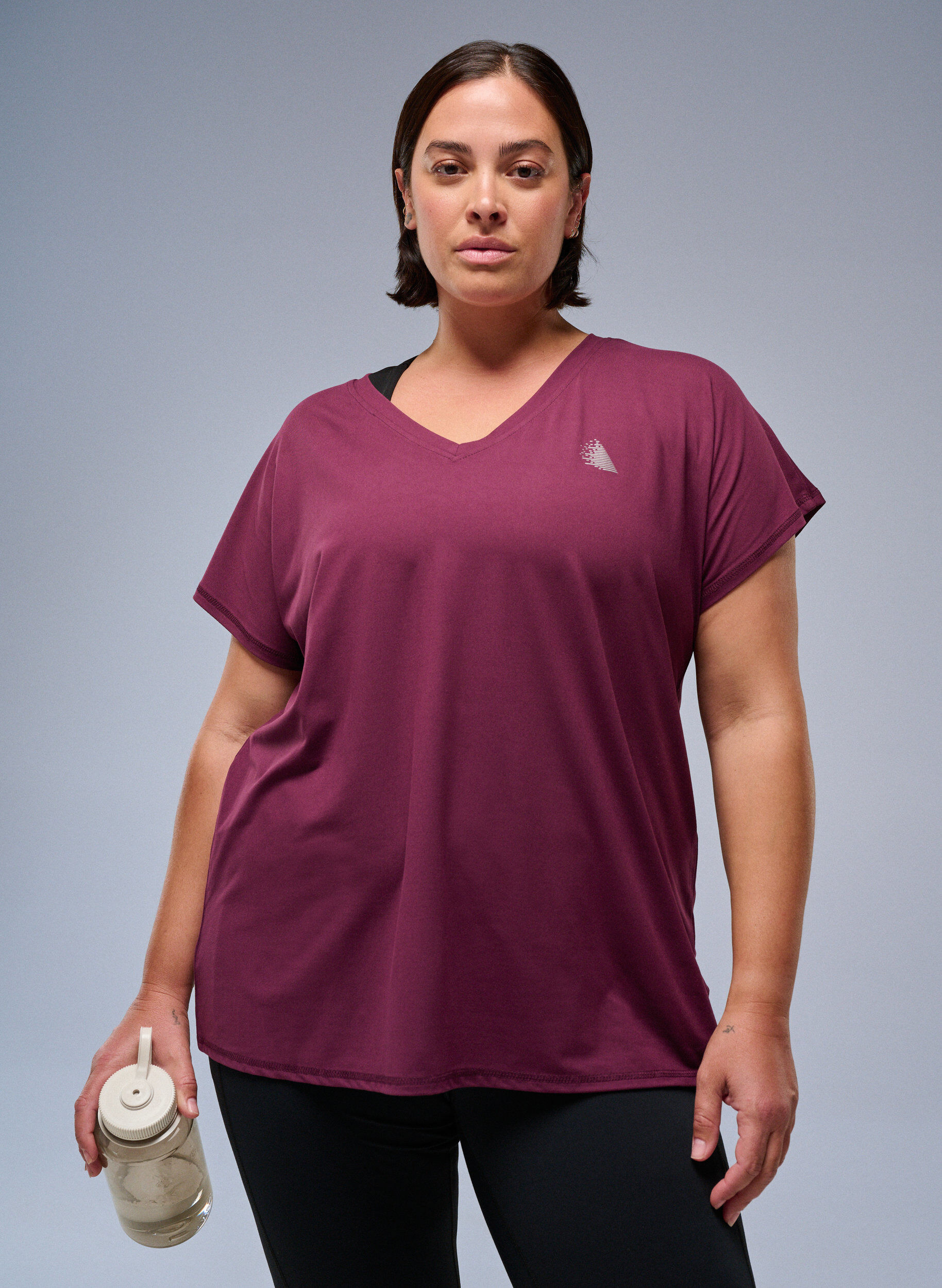 ZizzifashionLoose training t-shirt with v-neck, Red, Image image number 0