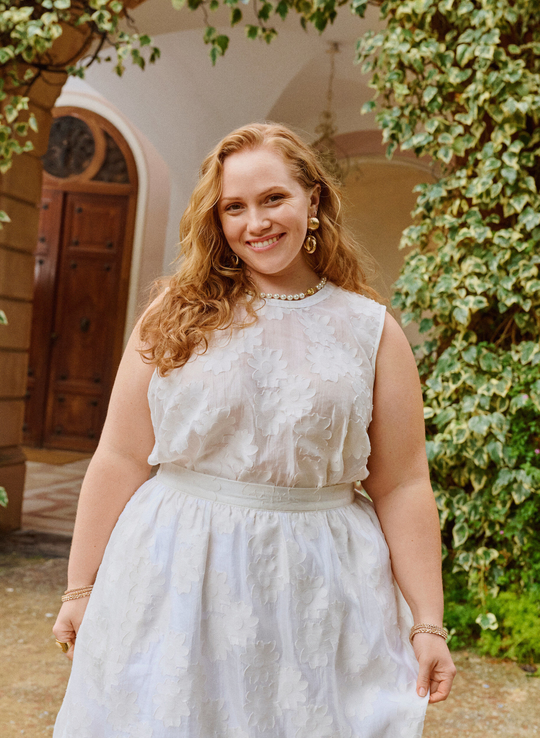 Zizzifashion Sleeveless top in jacquard with a floral texture, Vanilla, Image image number 0