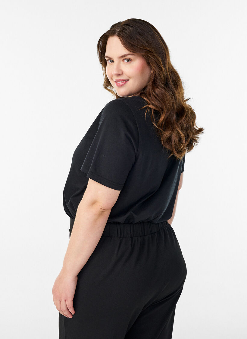 T-shirt with motif, Black, Model image number 2