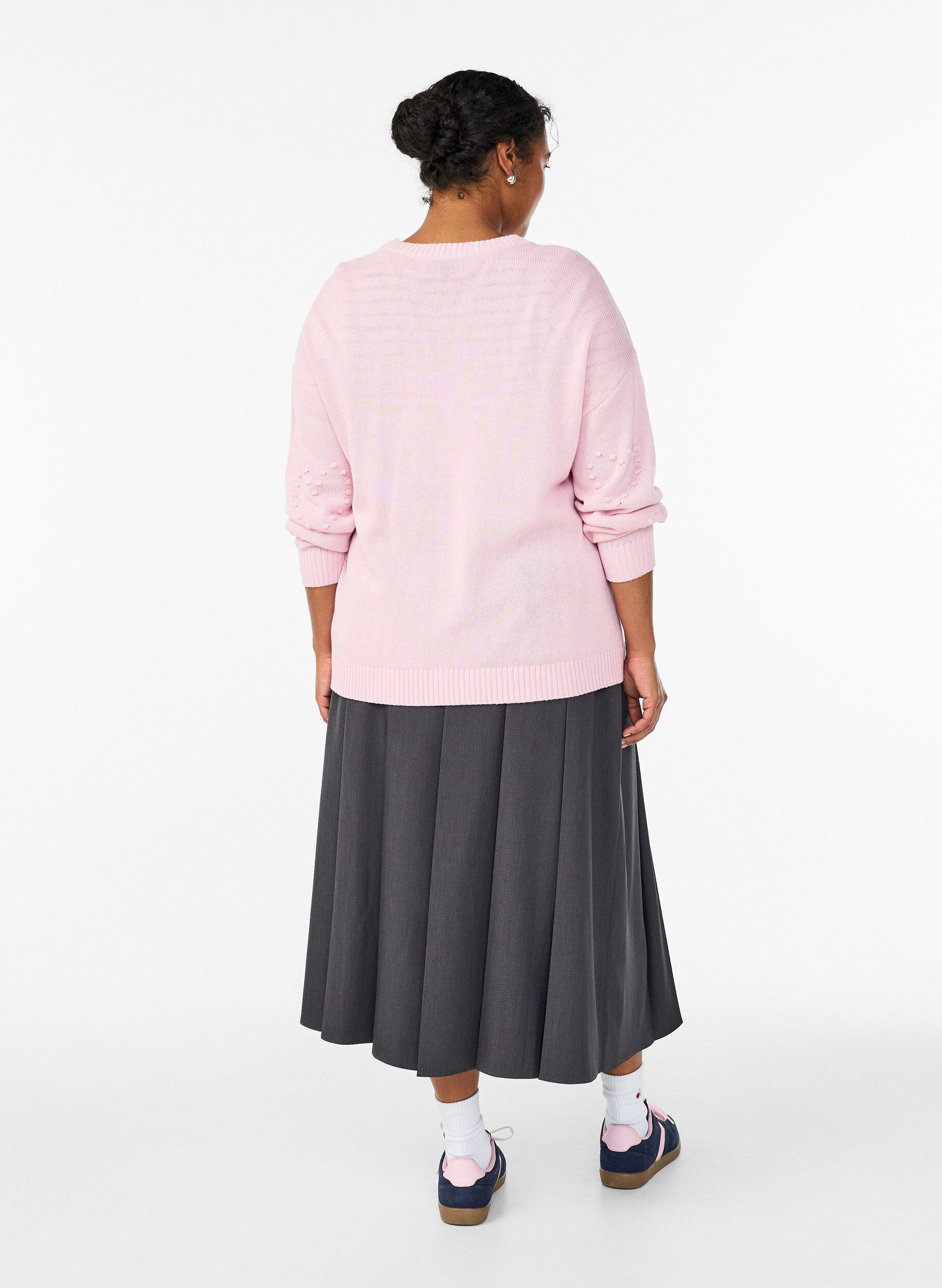 Zizzifashion Midi skirt with wide pleats, Dark Grey, Model image number 1