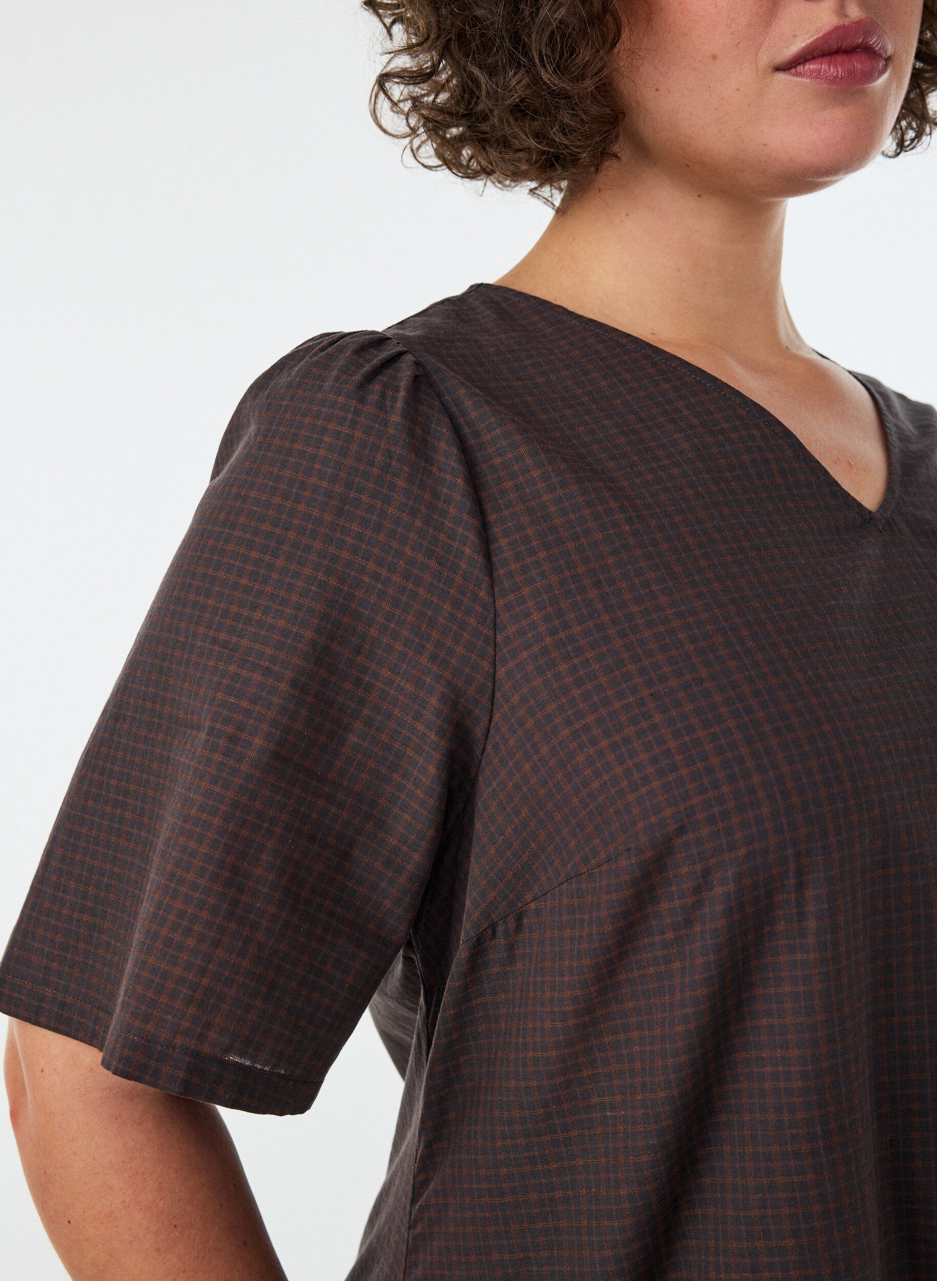 ZizzifashionShort checked dress with ruffle hem, Brown, Model image number 3