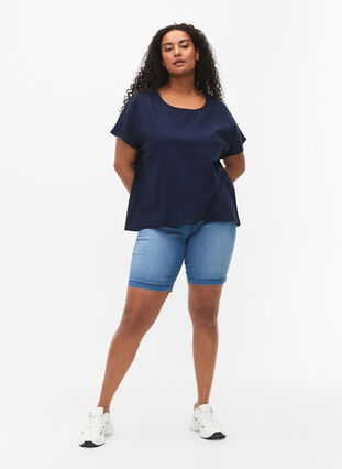 Short-sleeved blouse in cotton blend with linen, Navy Blazer, Model image number 2