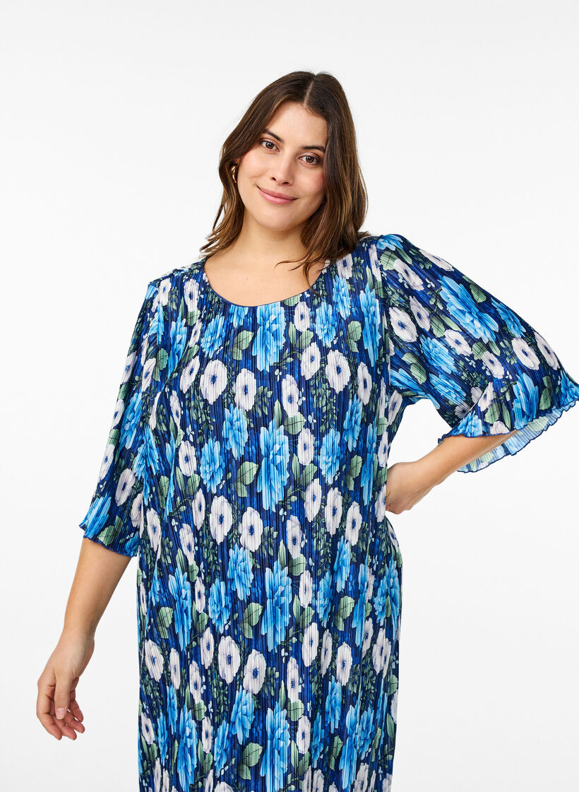 Pleated dress with 3/4 sleeves, Blue, Model image number 2