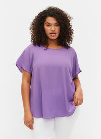 Blouse with short sleeves and a round neckline, Deep Lavender, Model