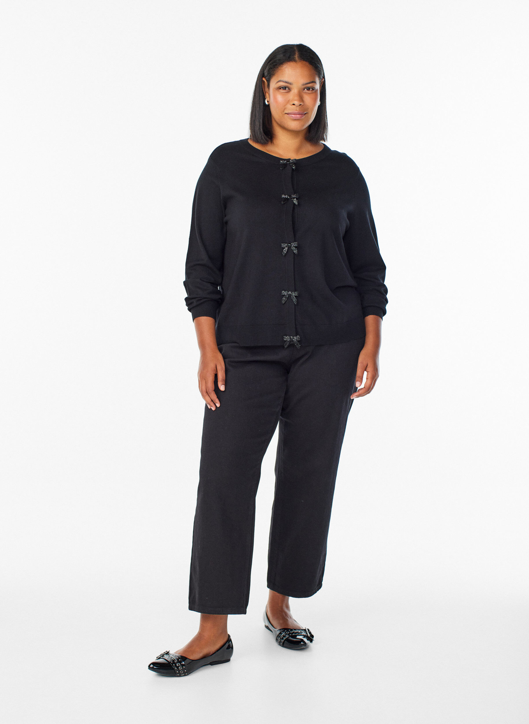 ZizzifashionCardigan with pearl-embroidered bows and press studs, Black, Model image number 1