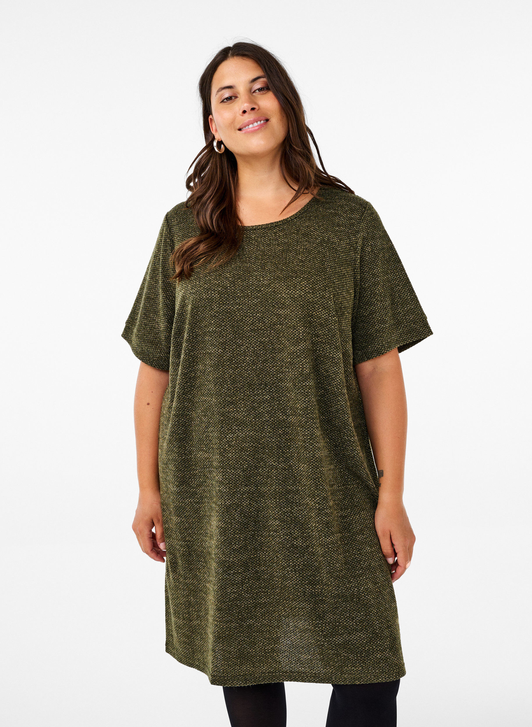Zizzifashion T-shirt dress with short sleeves, Winter Moss, Model image number 0