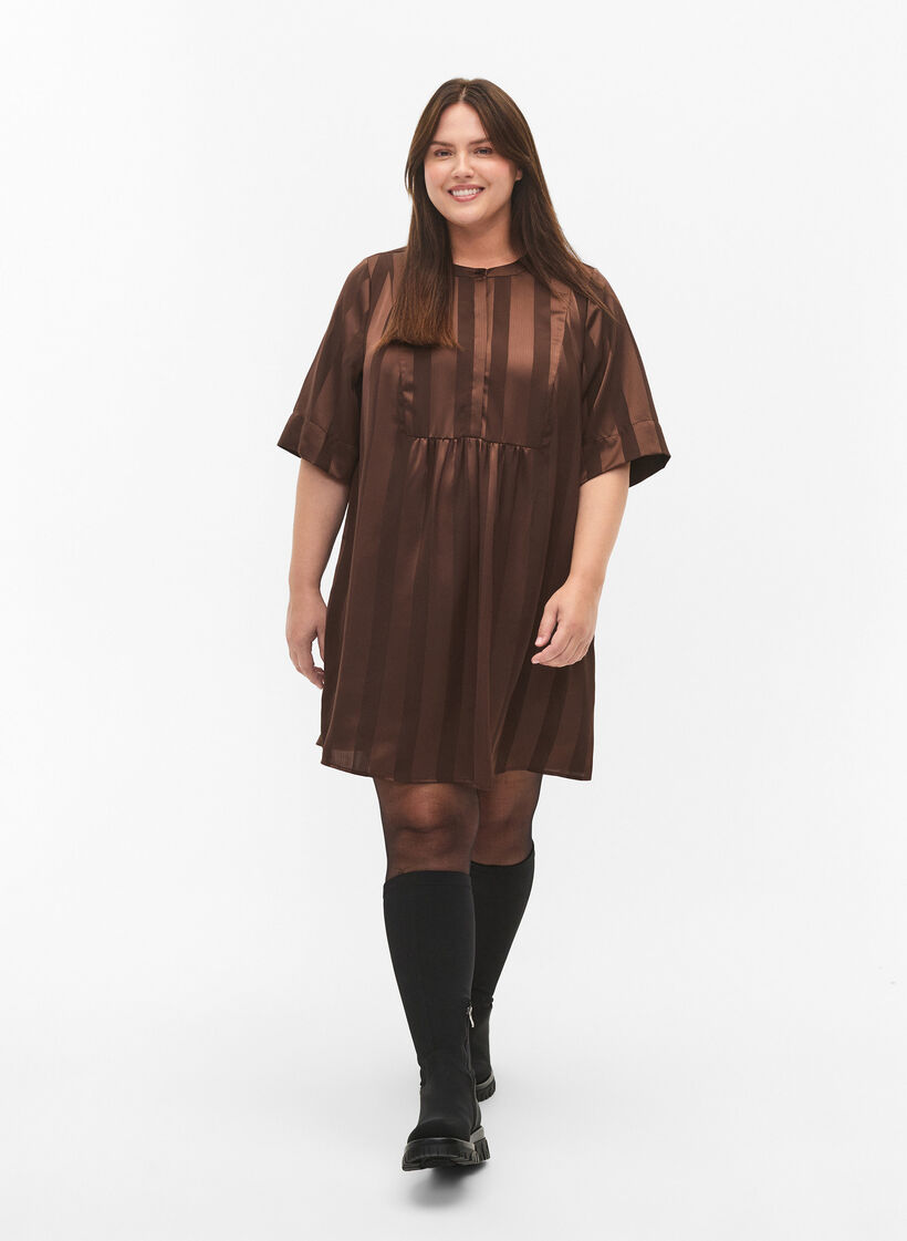 A-line dress with stripes and 1/2 sleeves, Chestnut, Model image number 2