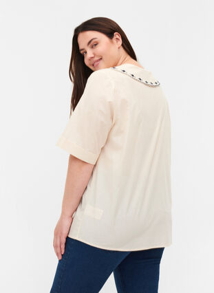 Short-sleeved shirt in cotton with a large collar, MotherOfPearl w.Blue, Model image number 1