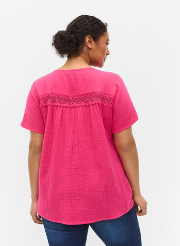 Short-sleeved cotton blouse with lace, Beetroot, Model image number 1