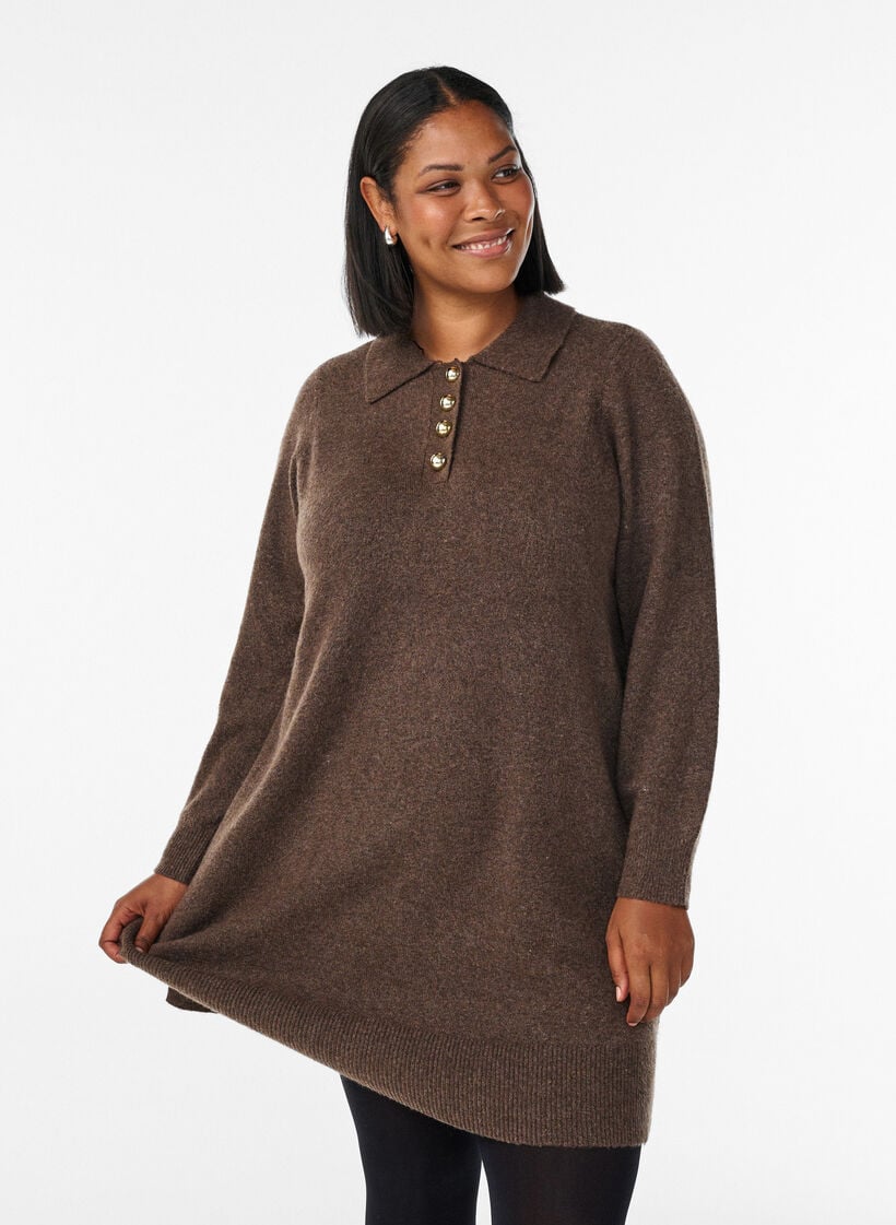 Short knit dress with polo collar and buttons, Brown, Model