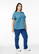 Basic cotton T-shirt with round neck, Grey, Model image number 1