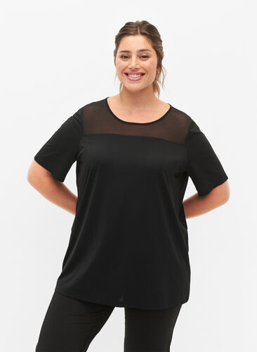 Short-sleeved training t-shirt with mesh, Black, Model image number 0