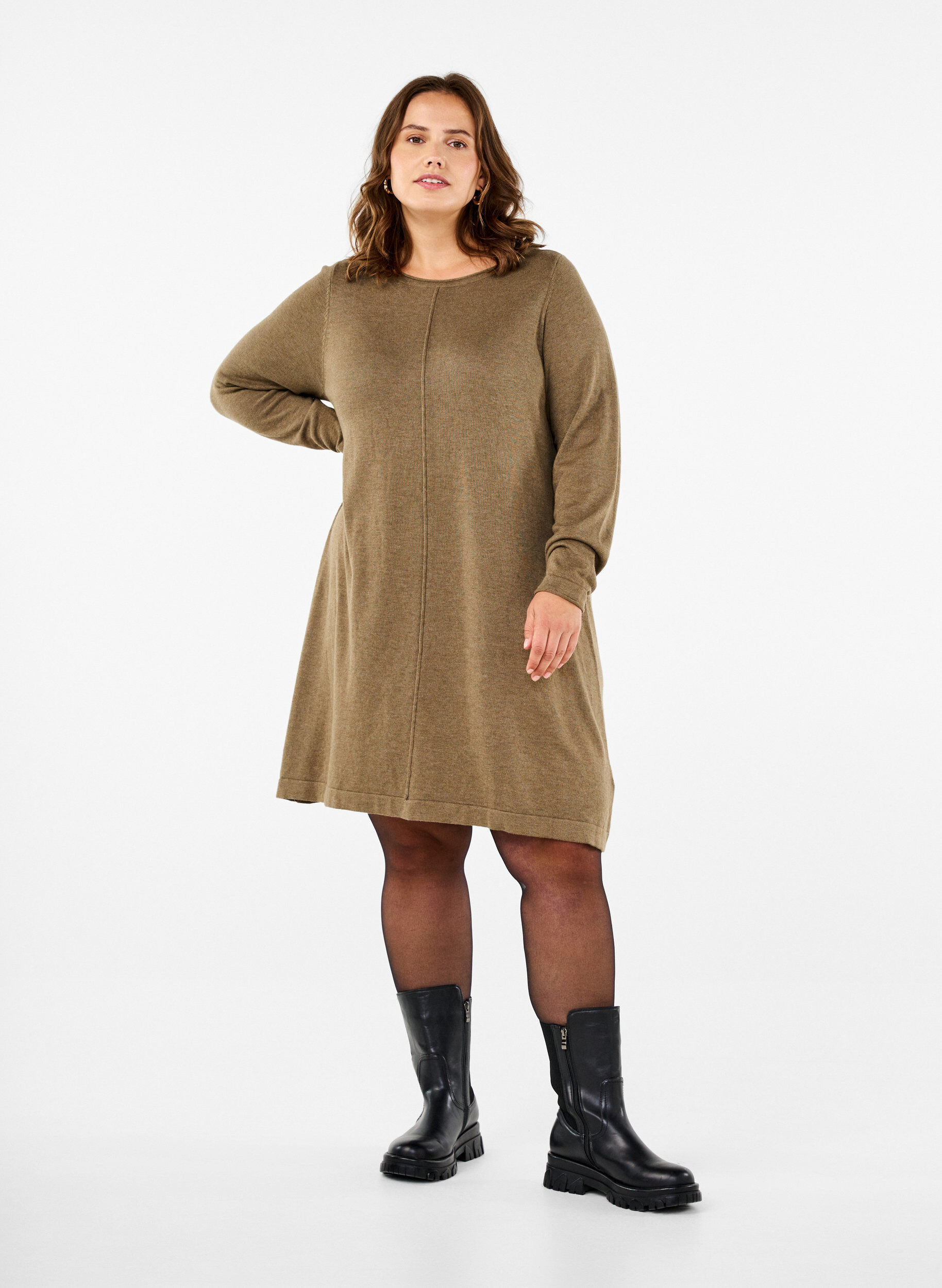 Zizzifashion Knitted dress in cotton-viscose blend, Green, Model image number 1