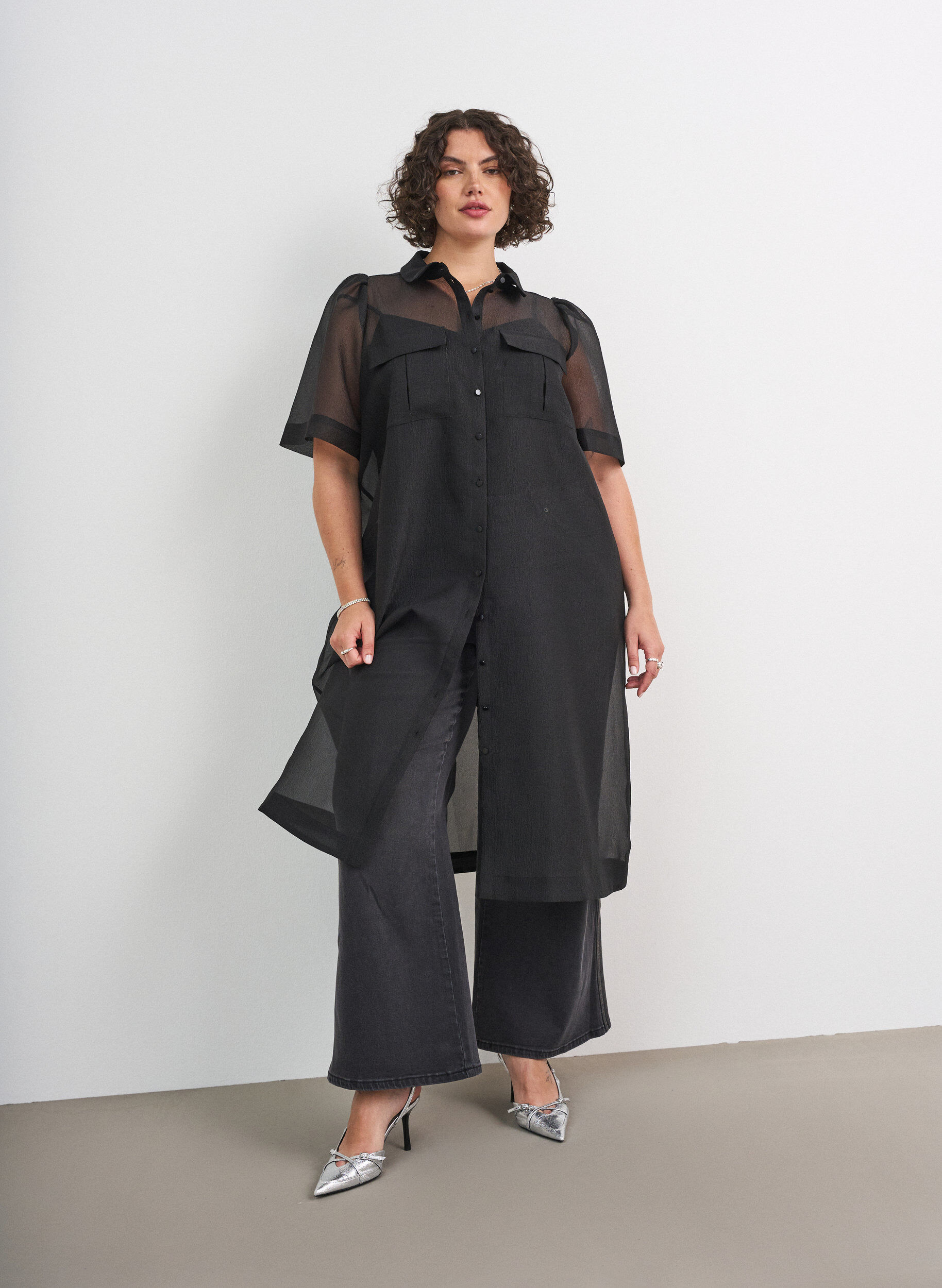 ZizzifashionOrganza dress with chest pockets and puff sleeves, Black, Model image number 1