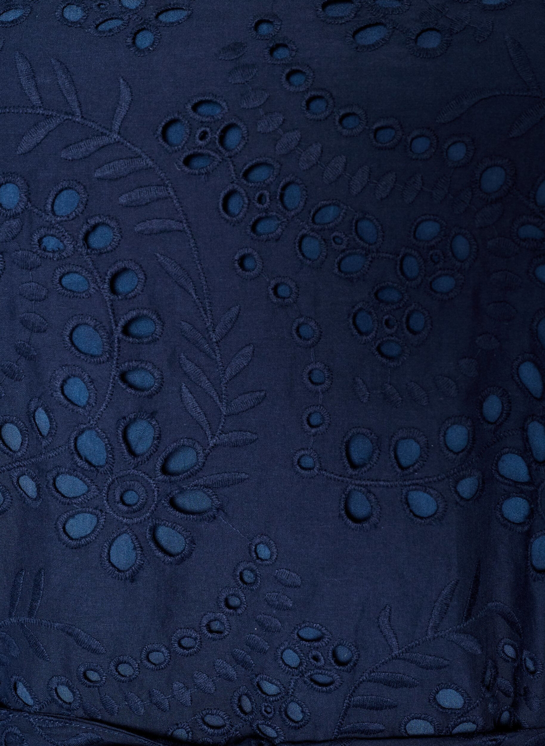ZizzifashionShirt dress in broderie anglaise with a tie-belt, Blue, Packshot image number 2