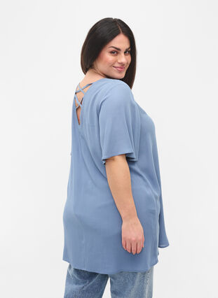 Short-sleeved viscose tunic with lace details, Coronet Blue, Model image number 1