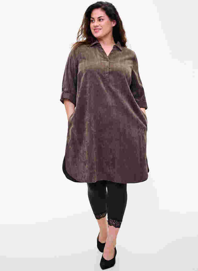 Velvet dress with 3/4-length sleeves and buttons, Java, Model image number 2