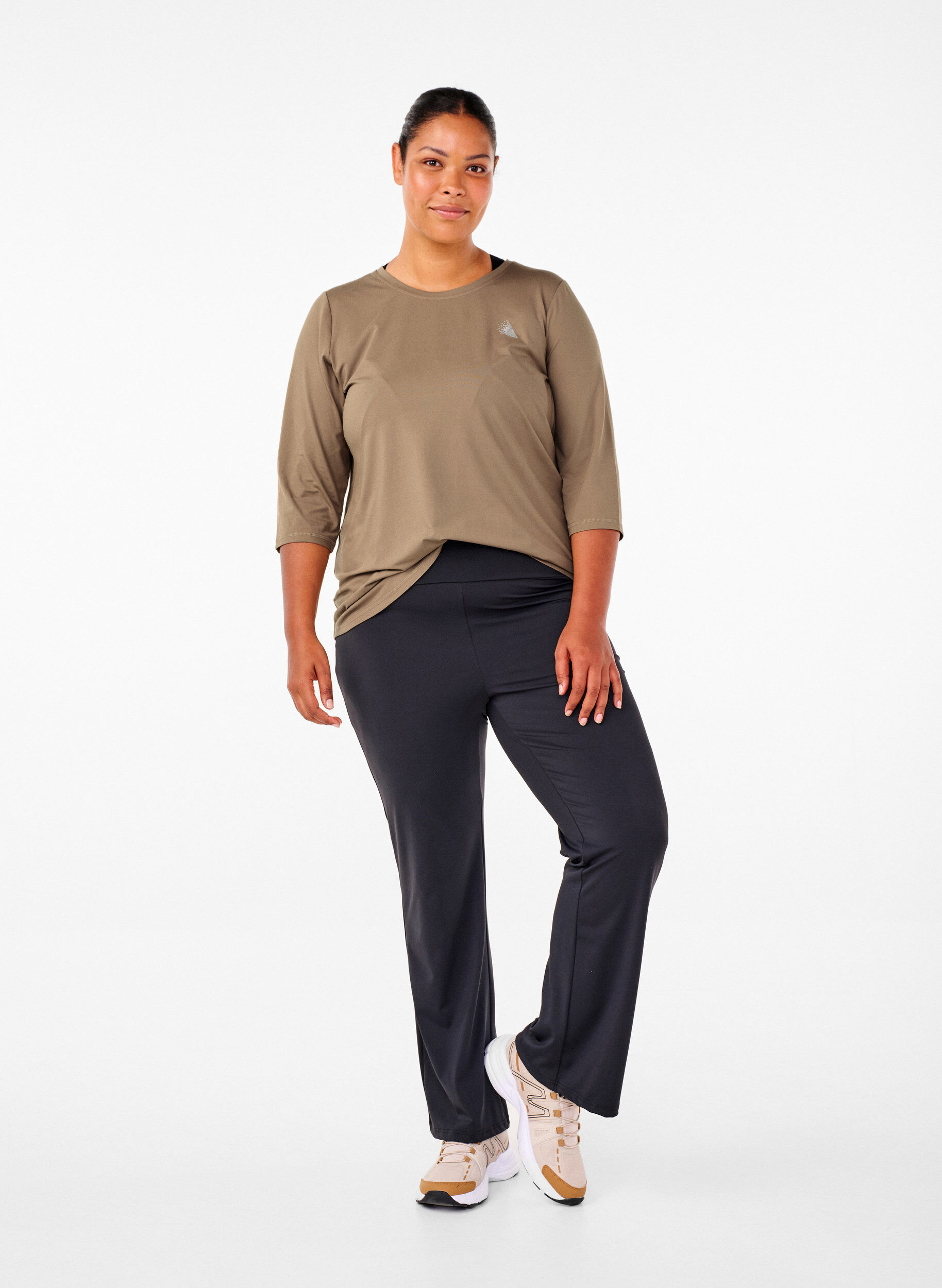 Zizzifashion Training blouse with 3/4 sleeves, Beige, Model image number 1