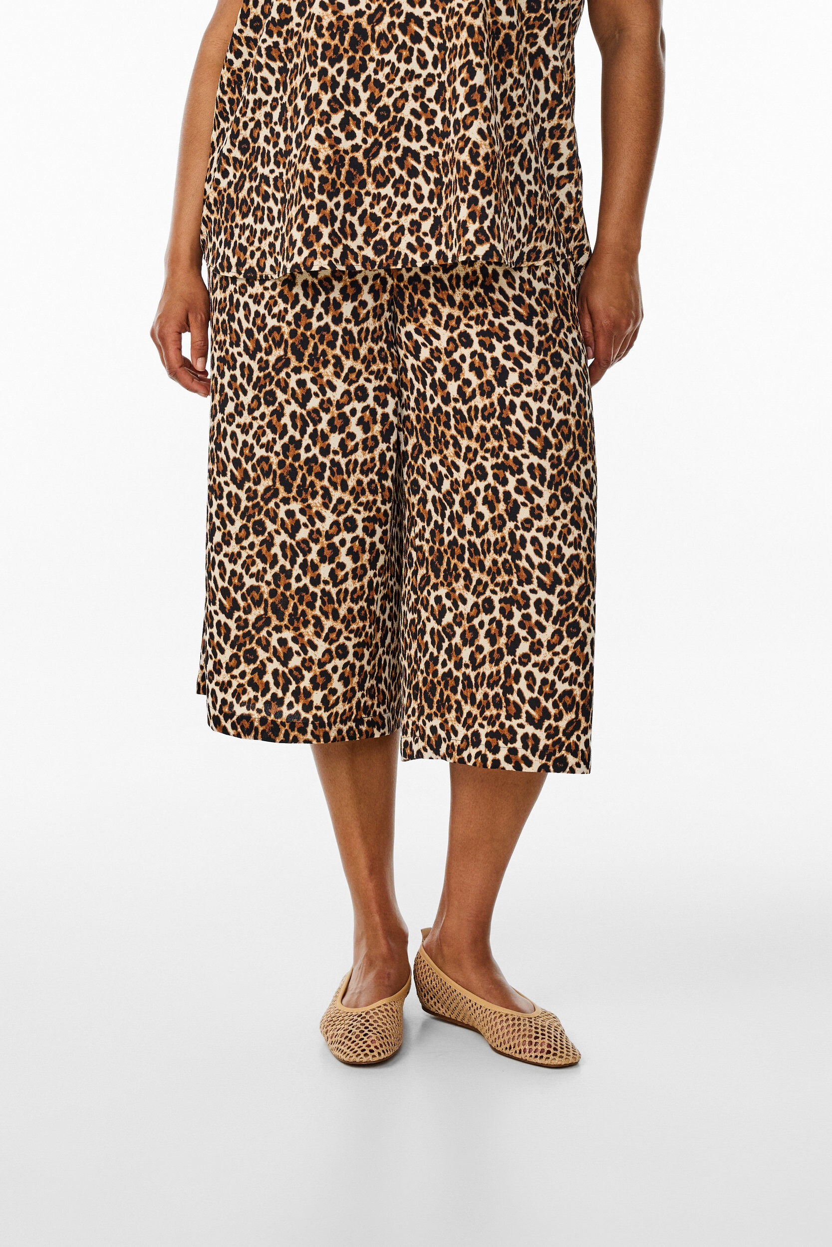 ZizzifashionCulotte trousers with print, Green, Model image number 2
