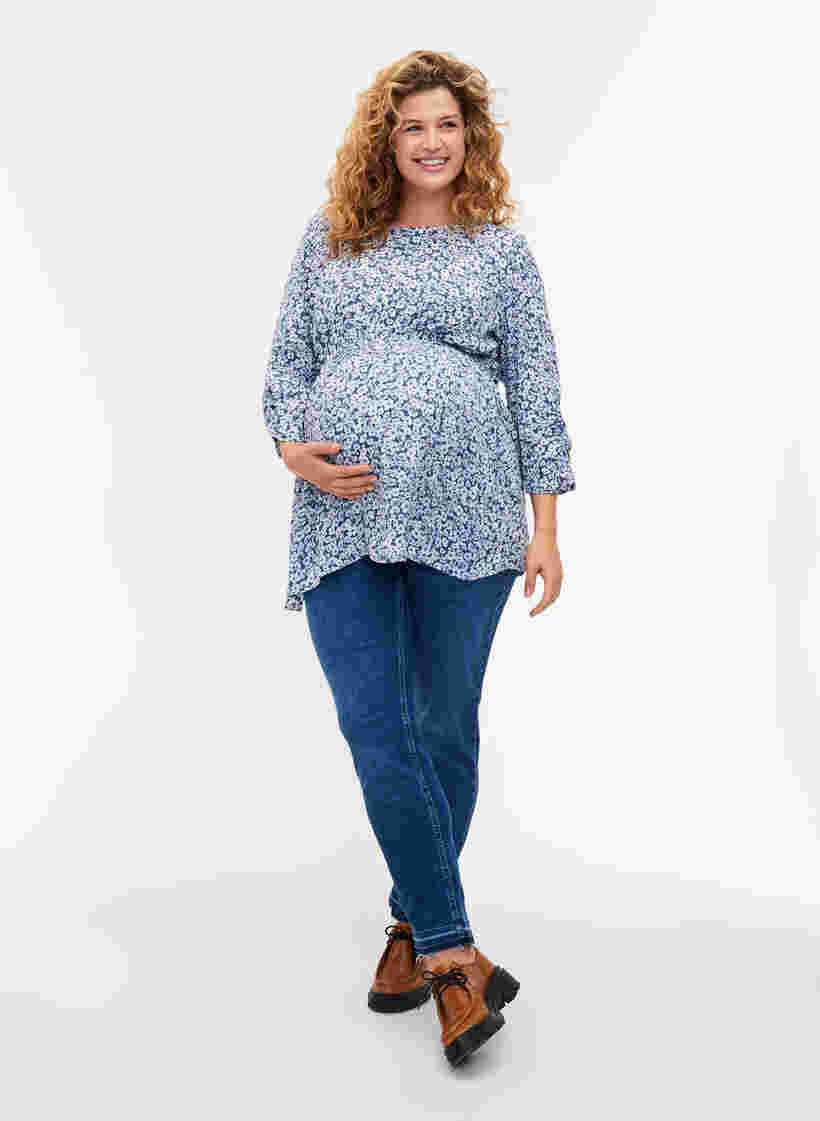Maternity blouse in viscose and floral print, Blue Flower AOP, Model image number 3