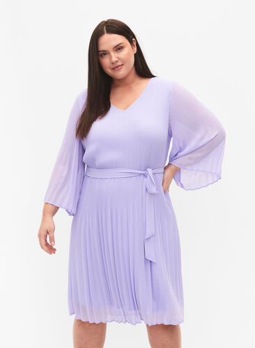 Pleated dress with 3/4 sleeves, Lavender, Model image number 0