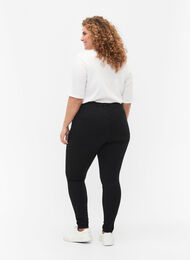 Super slim Amy jeans with high waist, Black, Model