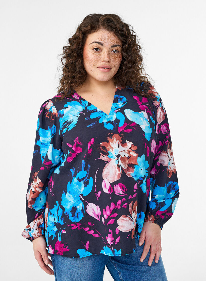 Viscose blouse with floral print and long sleeves, Black, Model image number 0