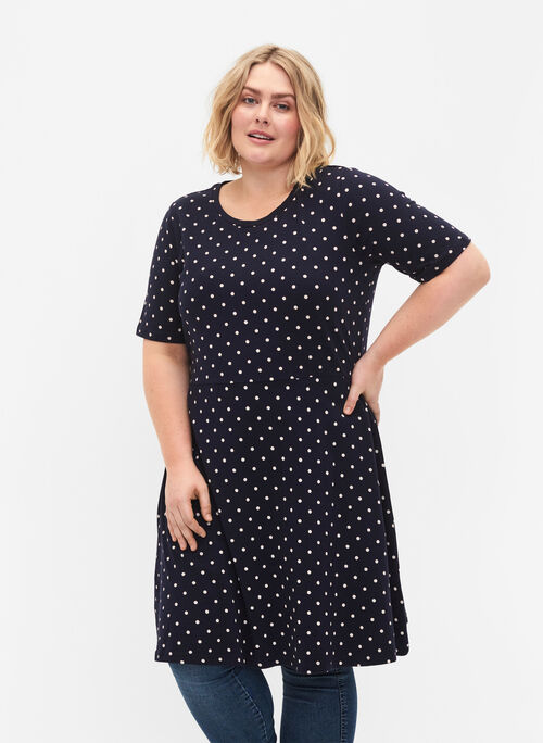 Solid cotton dress with short sleeves, Night Sky Dot, Model