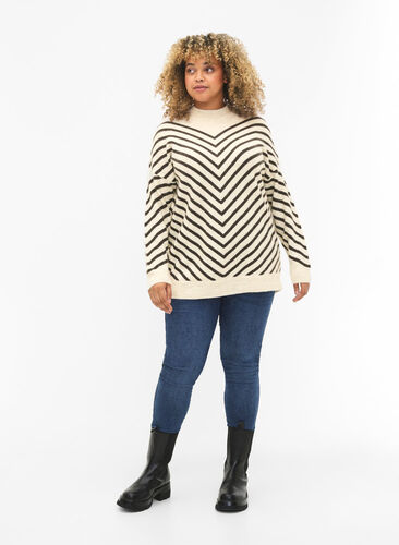 Knitted blouse with diagonal stripes, Birch Mel. w stripes, Model image number 2