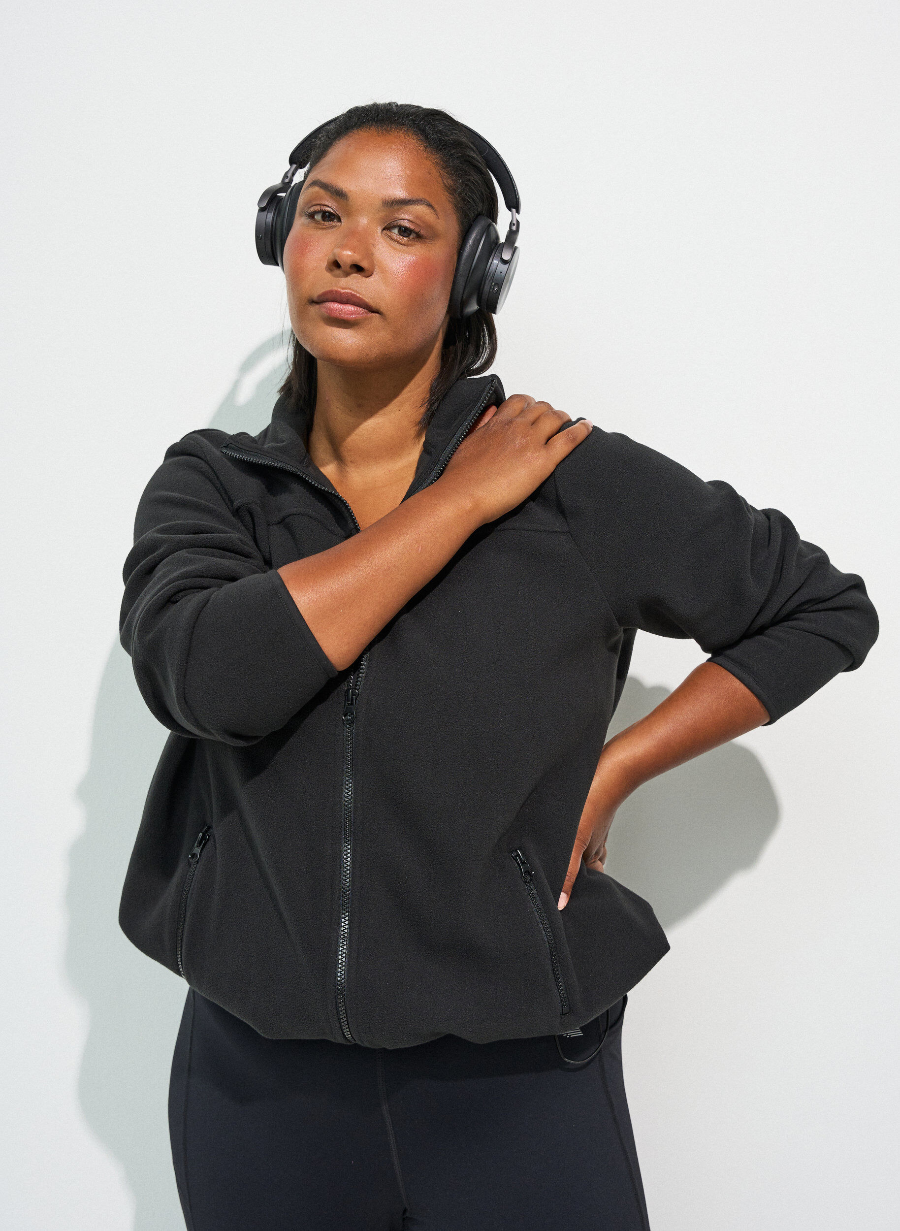 Fleece jacket with pockets, Black, Model