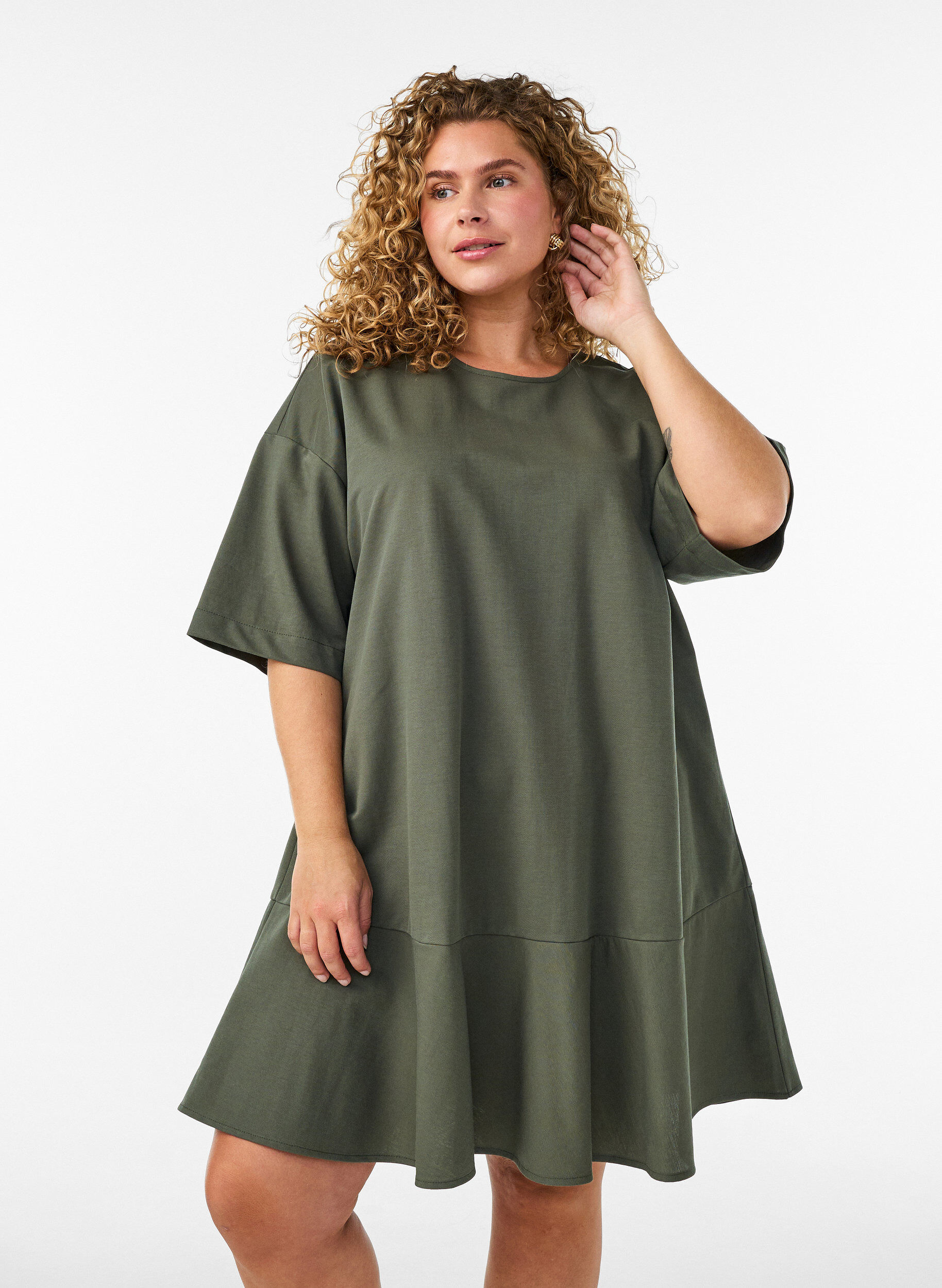 ZizzifashionShort dress with a loose fit and ruffle hem, Green, Model image number 0