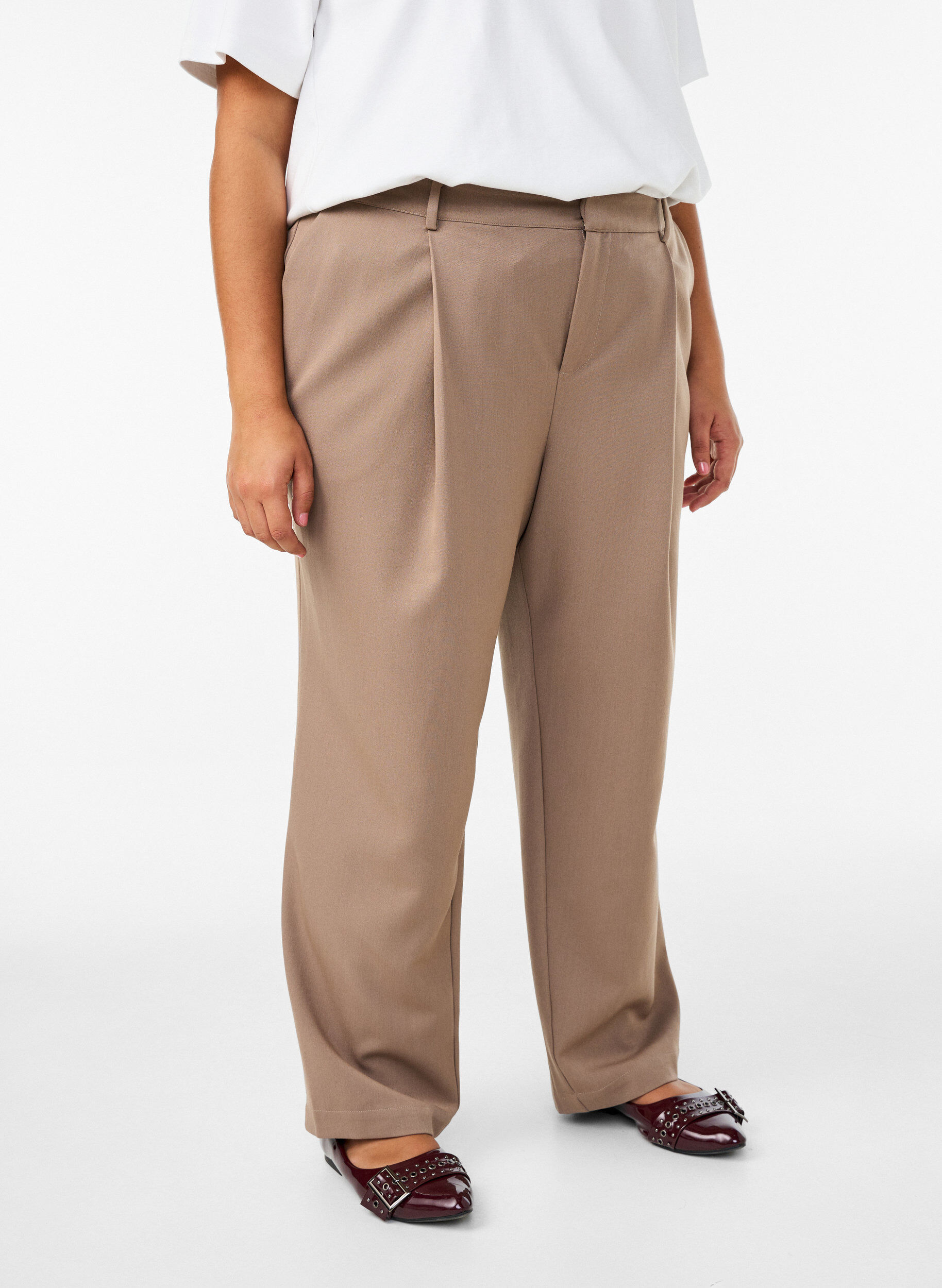Zizzifashion High-waisted tailored trousers with straight legs, Brown, Model image number 3