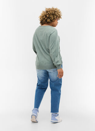 Cropped jeans with contrasting details, Blue denim, Model image number 1
