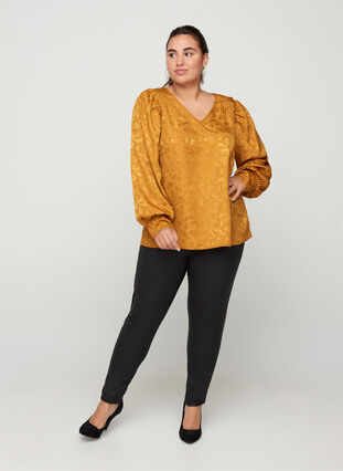 Blouse with puff sleeves and a V-neckline, Cathay Spice, Model image number 2